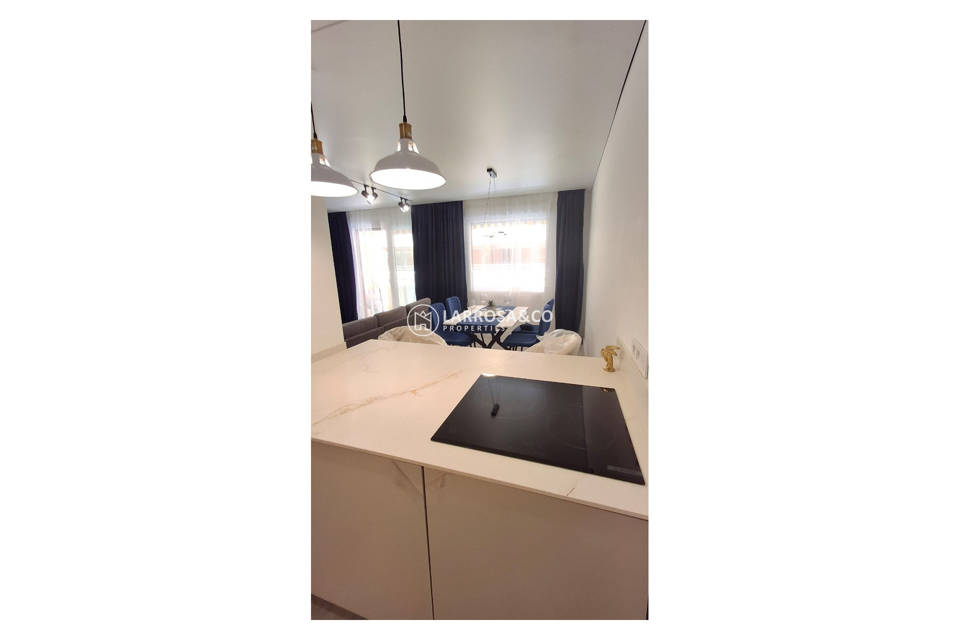 Herverkoop - Apartment - Torrevieja - Playa Acequion