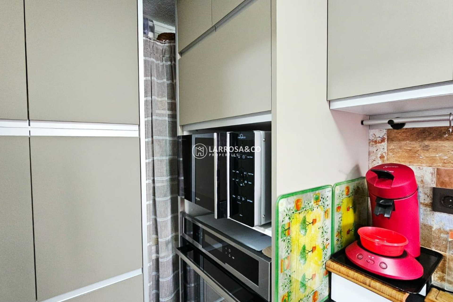 Herverkoop - Apartment - Torrevieja - Playa de los Naufragos