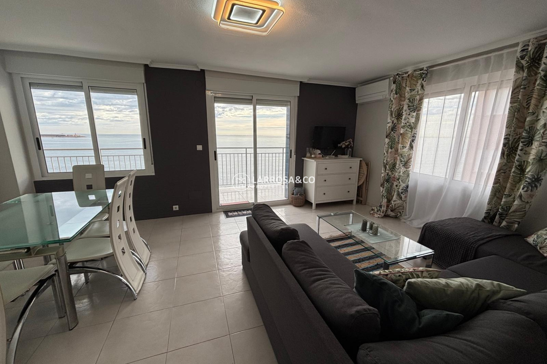 Herverkoop - Apartment - Torrevieja - Playa de los Naufragos