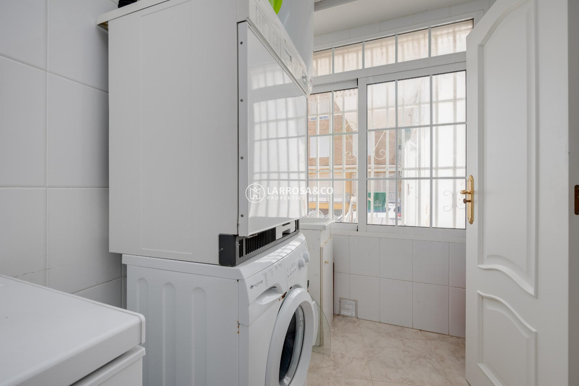 Herverkoop - Apartment - Torrevieja - Playa del Acequión