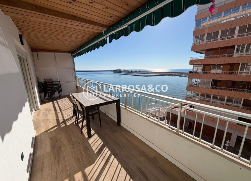Herverkoop - Apartment - Torrevieja - Playa del Acequión