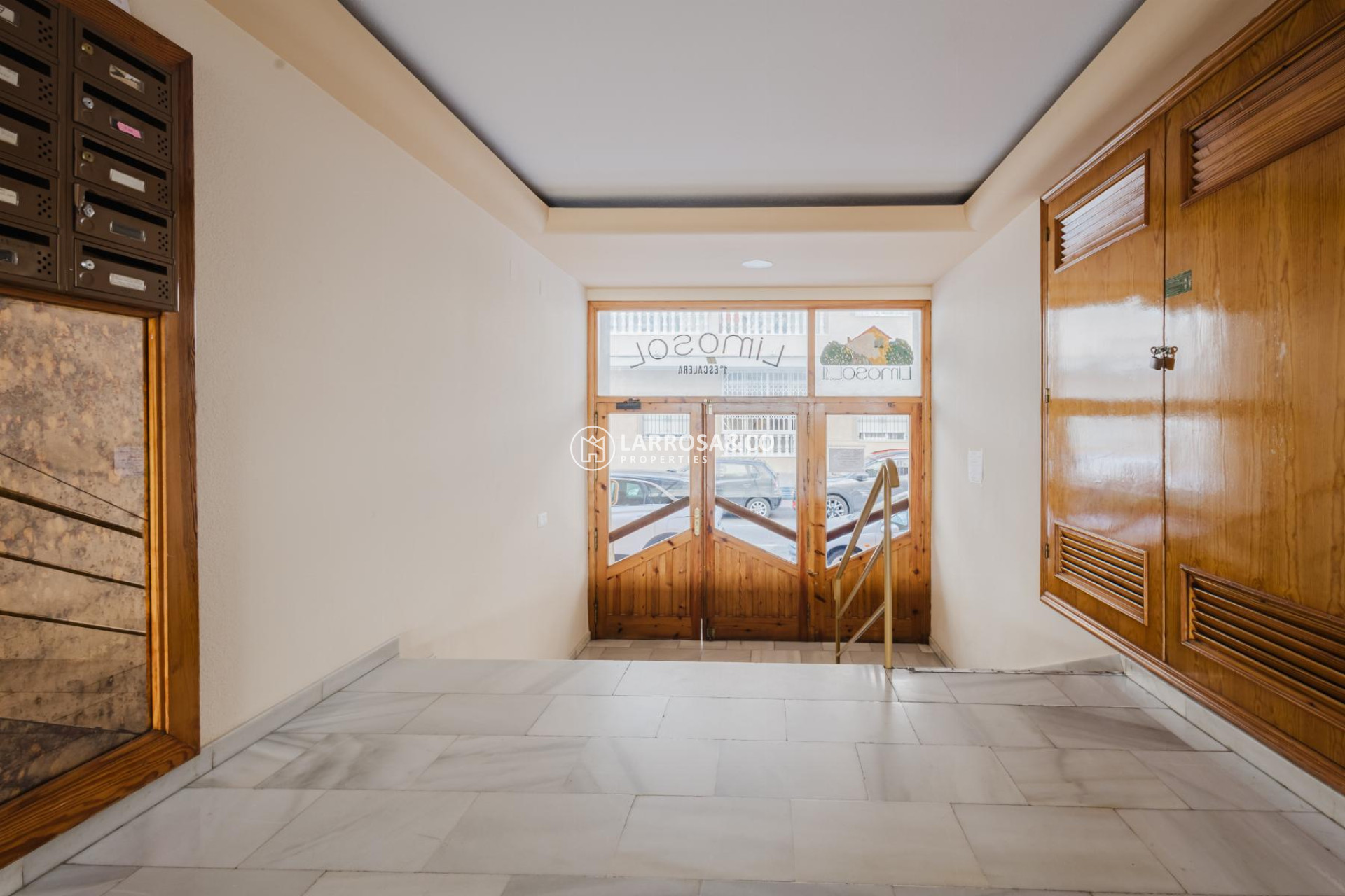 Herverkoop - Apartment - Torrevieja - Playa del Acequión