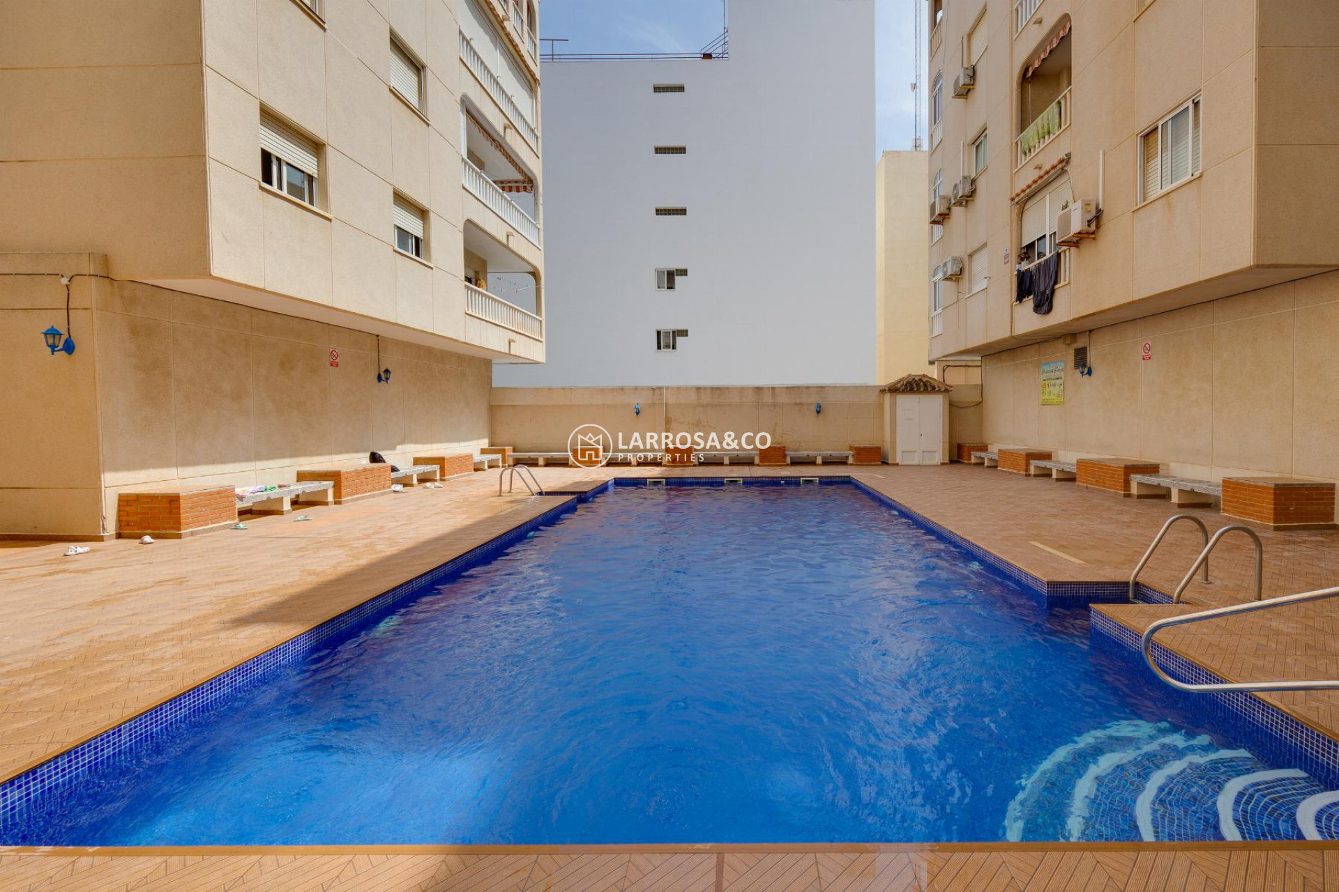 Herverkoop - Apartment - Torrevieja - Playa del Acequión