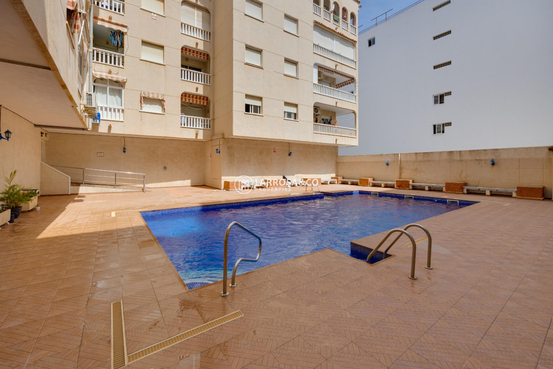 Herverkoop - Apartment - Torrevieja - Playa del Acequión