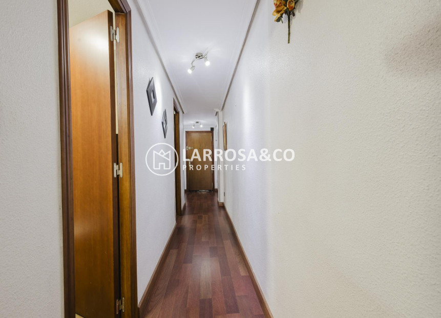 Herverkoop - Apartment - Torrevieja - Playa del Acequión