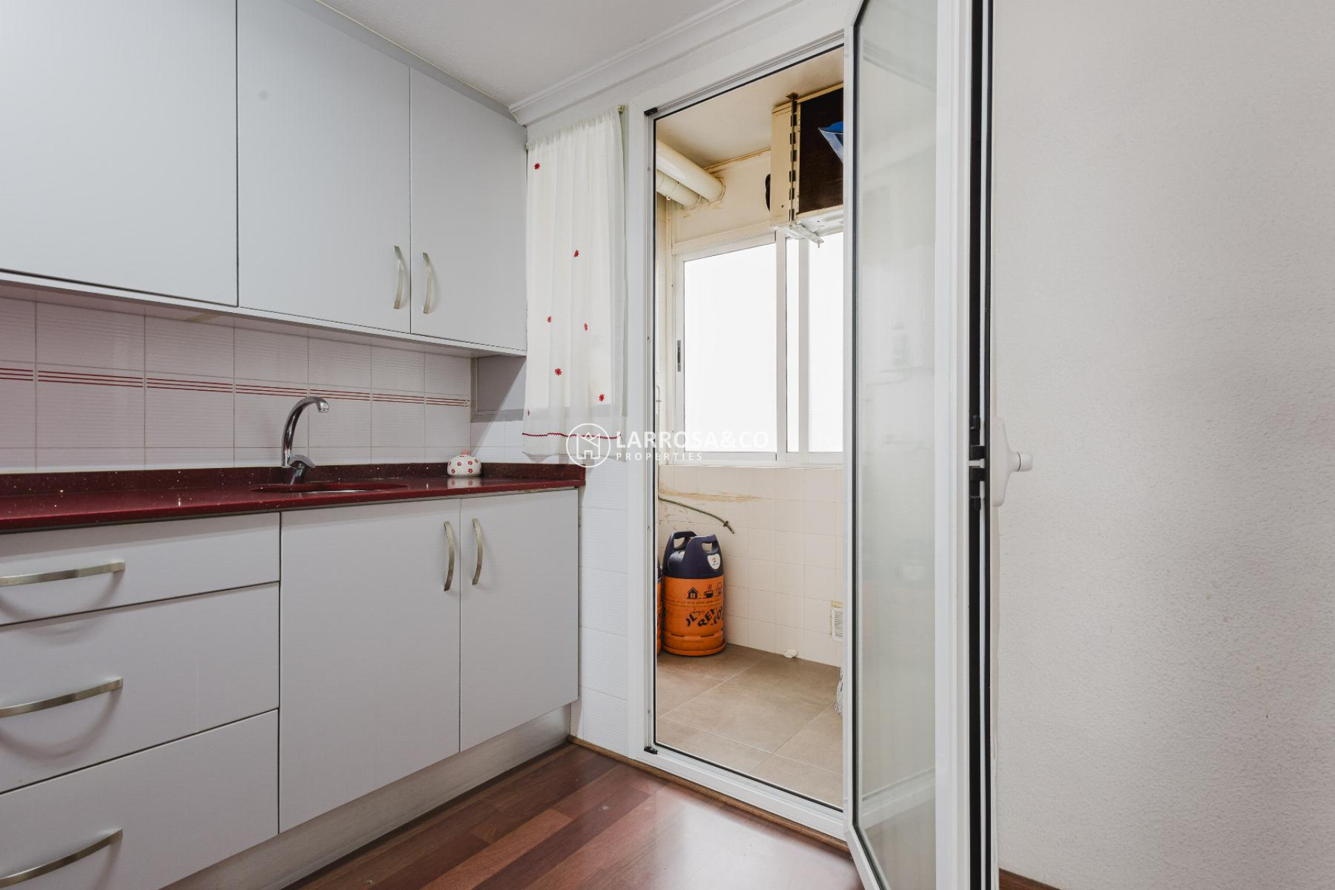 Herverkoop - Apartment - Torrevieja - Playa del Acequión