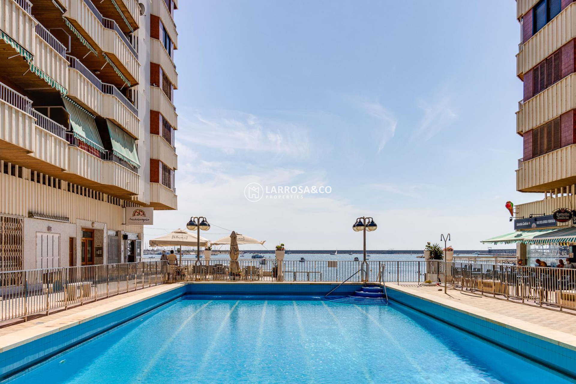 Herverkoop - Apartment - Torrevieja - Playa del Acequión