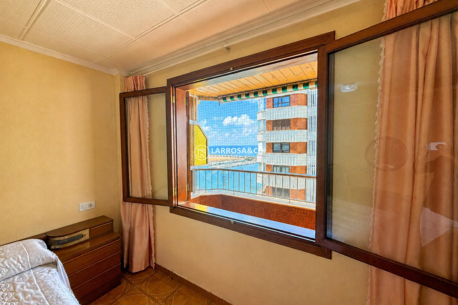 Herverkoop - Apartment - Torrevieja - Playa del Acequión
