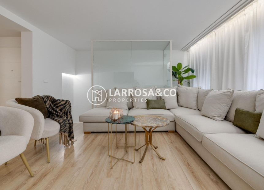 Herverkoop - Apartment - Torrevieja - Playa del cura