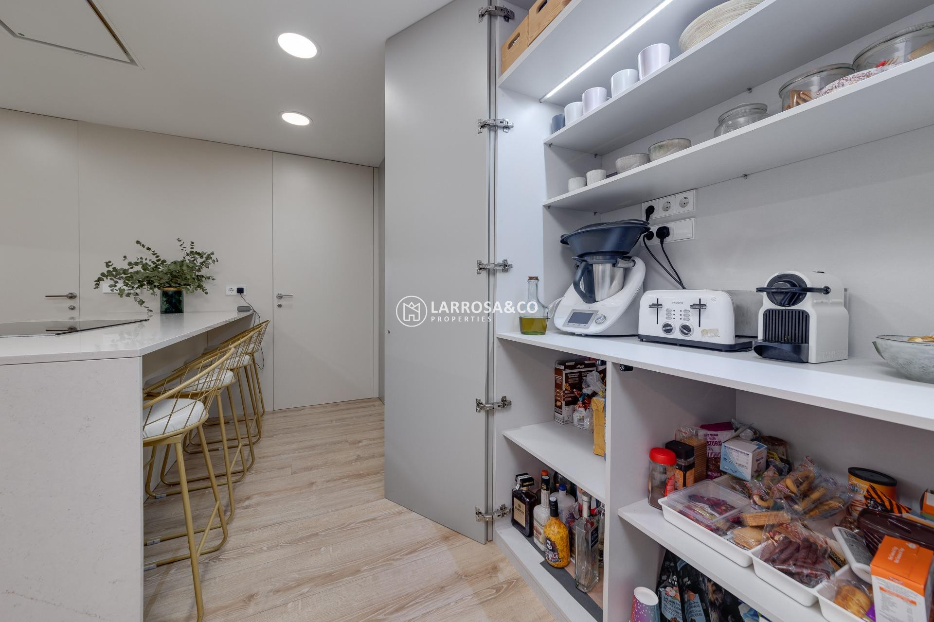 Herverkoop - Apartment - Torrevieja - Playa del cura