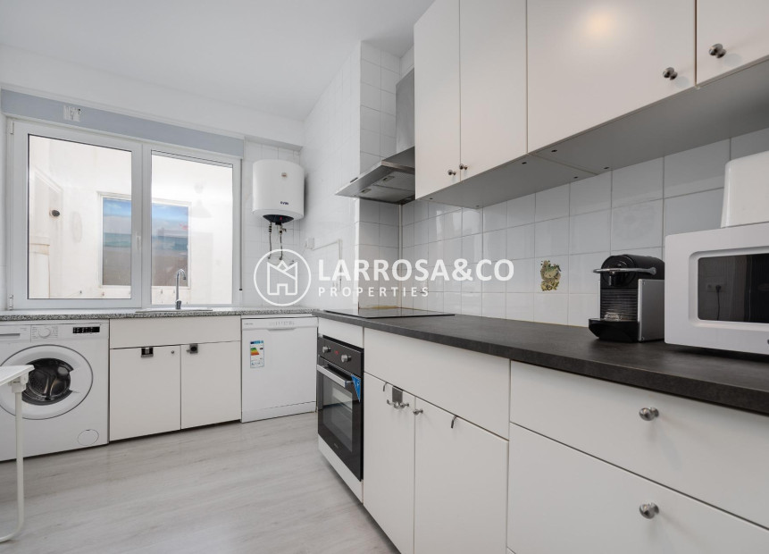 Herverkoop - Apartment - Torrevieja - Playa del cura