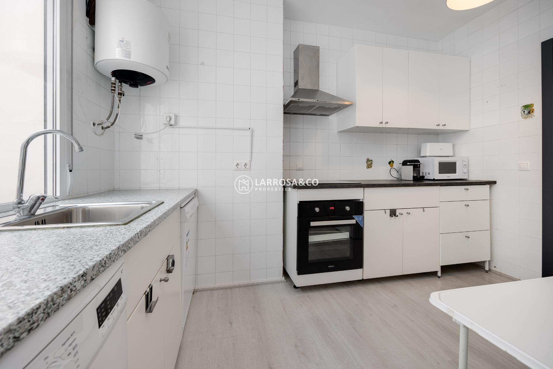 Herverkoop - Apartment - Torrevieja - Playa del cura