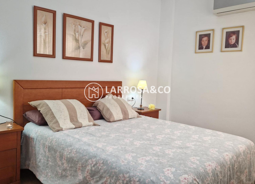 Herverkoop - Apartment - Torrevieja - Playa del cura