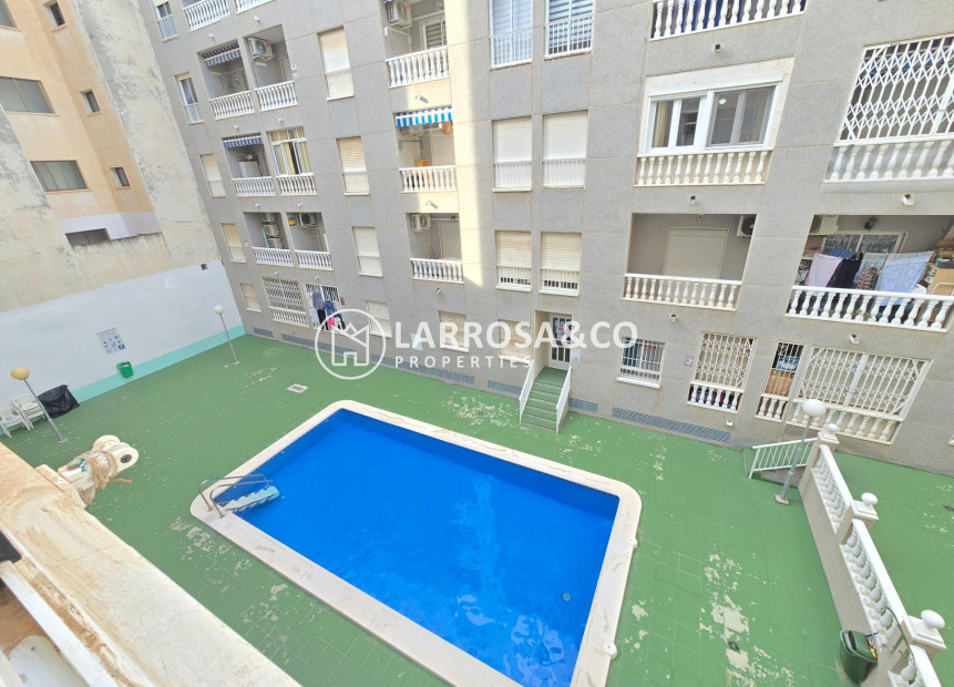 Herverkoop - Apartment - Torrevieja - Playa del cura