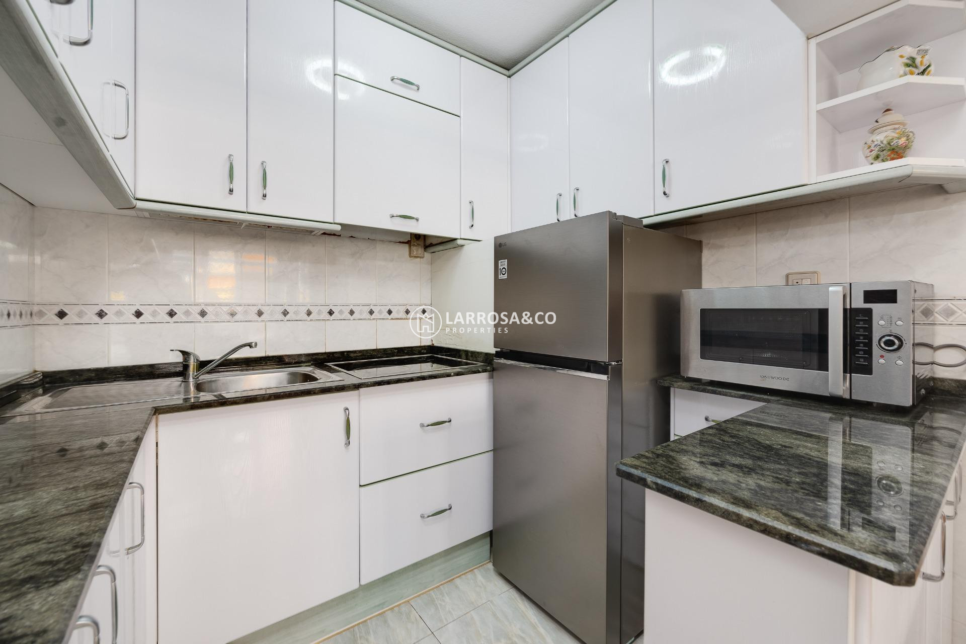 Herverkoop - Apartment - Torrevieja - Playa del cura