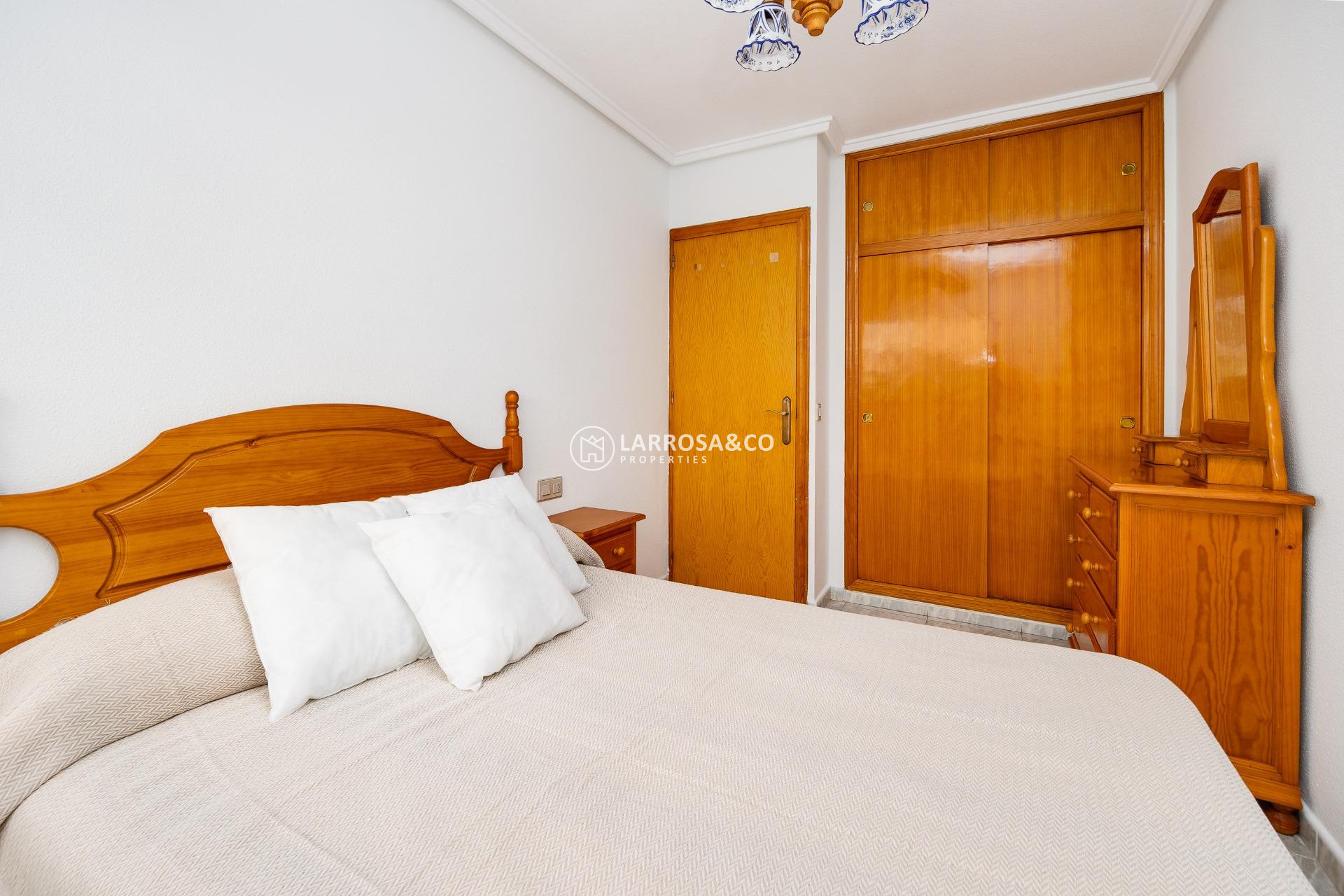 Herverkoop - Apartment - Torrevieja - Playa del cura