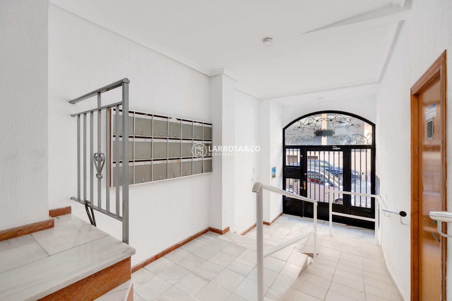 Herverkoop - Apartment - Torrevieja - Playa del cura