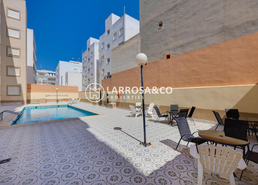 Herverkoop - Apartment - Torrevieja - Playa del cura
