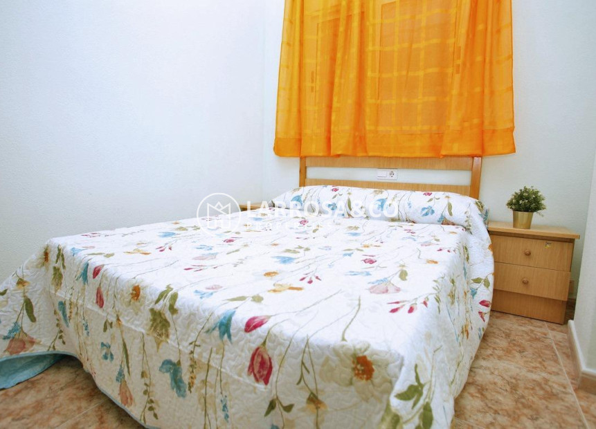 Herverkoop - Apartment - Torrevieja - Playa del cura