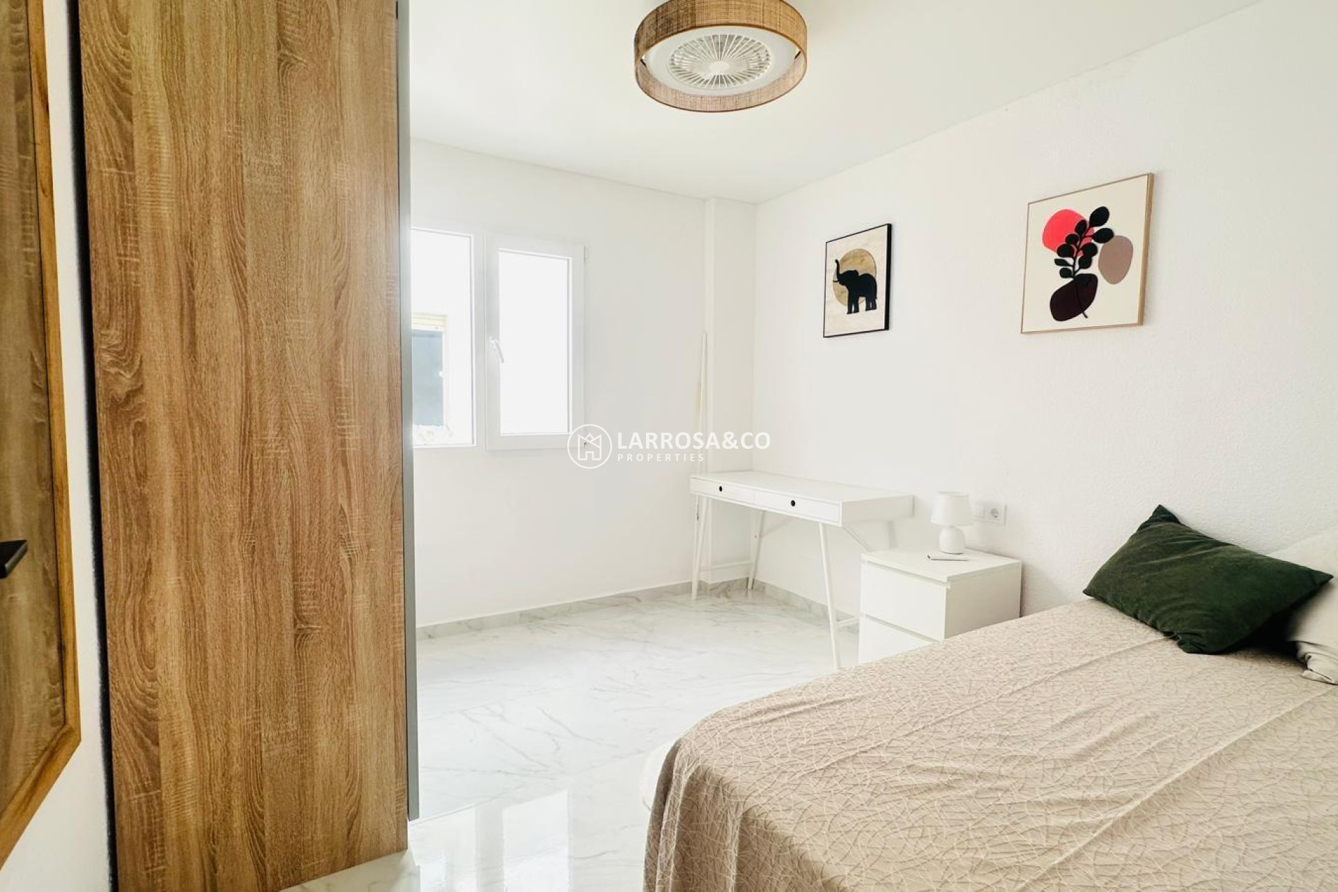 Herverkoop - Apartment - Torrevieja - Playa del cura