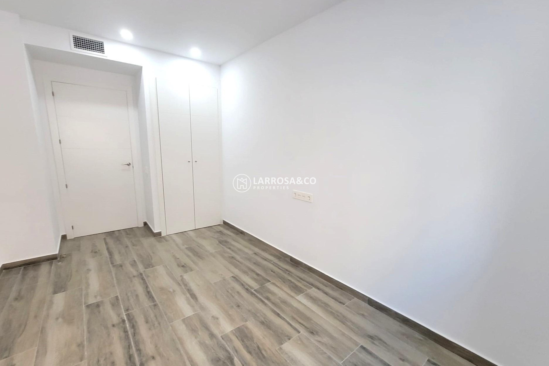 Herverkoop - Apartment - Torrevieja - Playa del cura