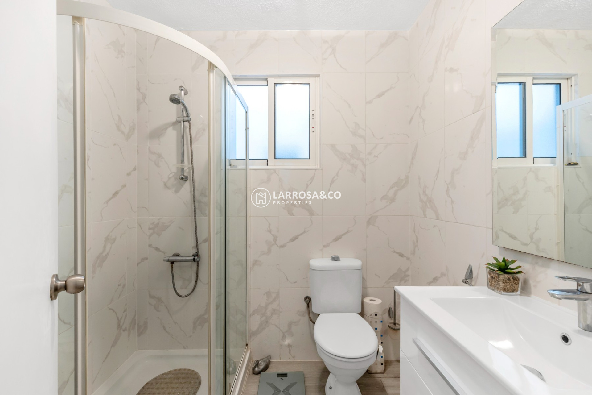 Herverkoop - Apartment - Torrevieja - Playa del Cura