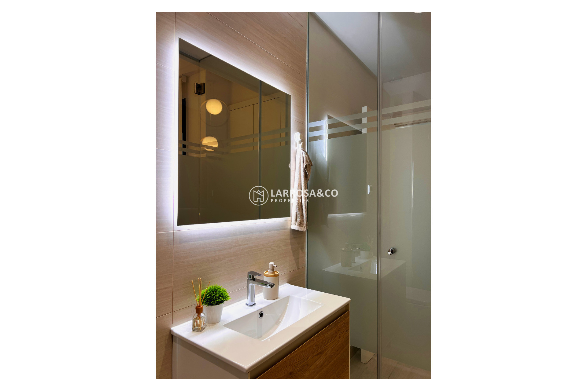 Herverkoop - Apartment - Torrevieja - Playa del Cura