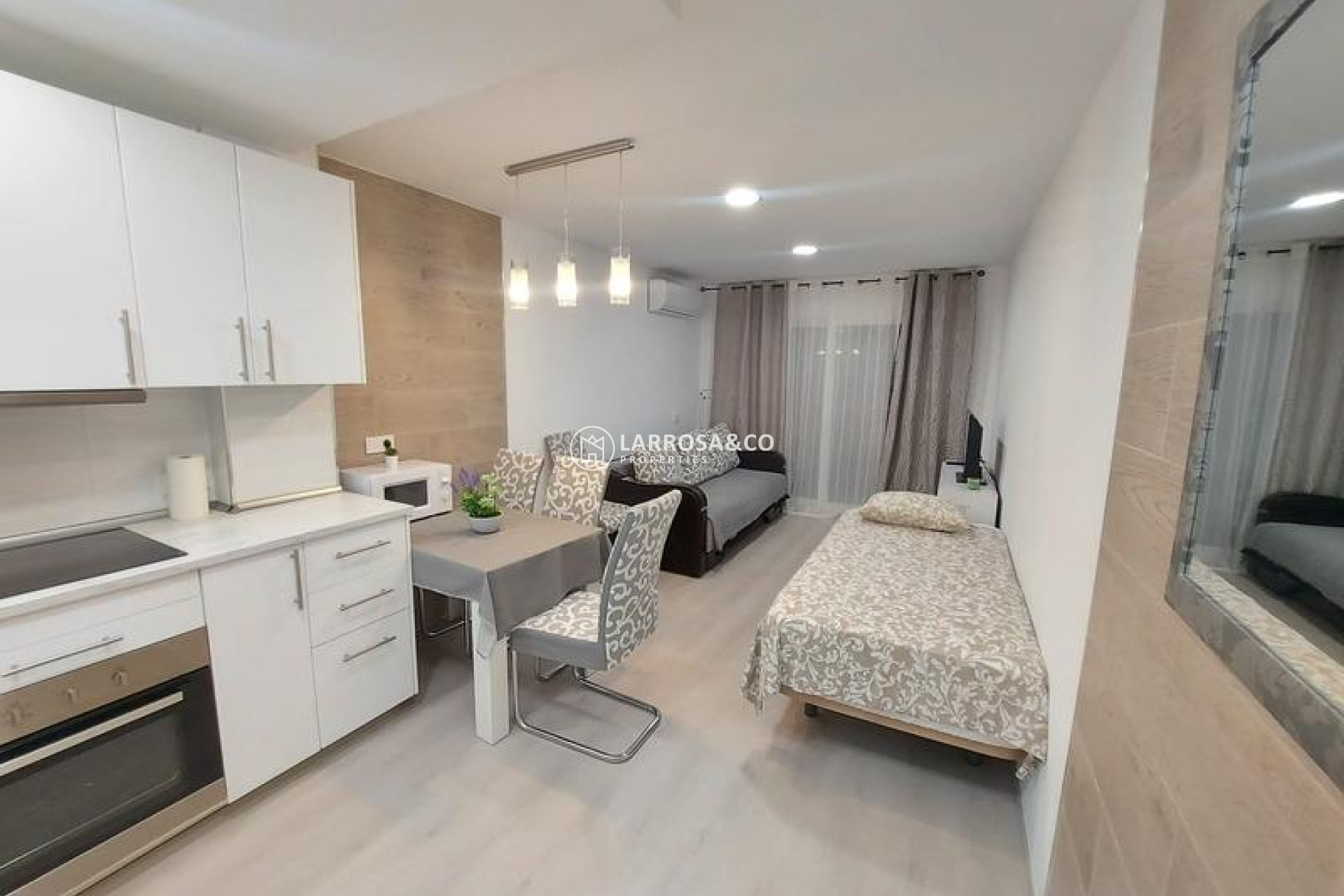 Herverkoop - Apartment - Torrevieja - Playa del cura