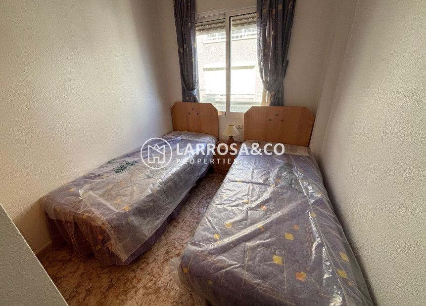 Herverkoop - Apartment - Torrevieja - Playa del cura