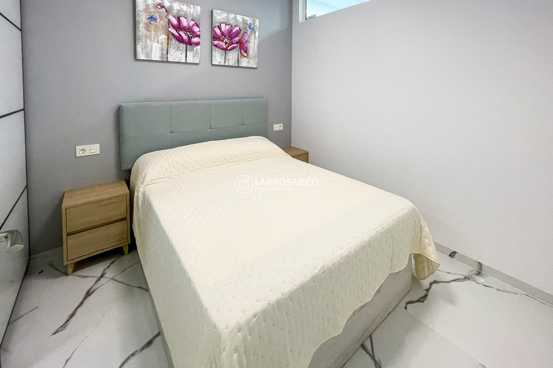 Herverkoop - Apartment - Torrevieja - Playa del cura