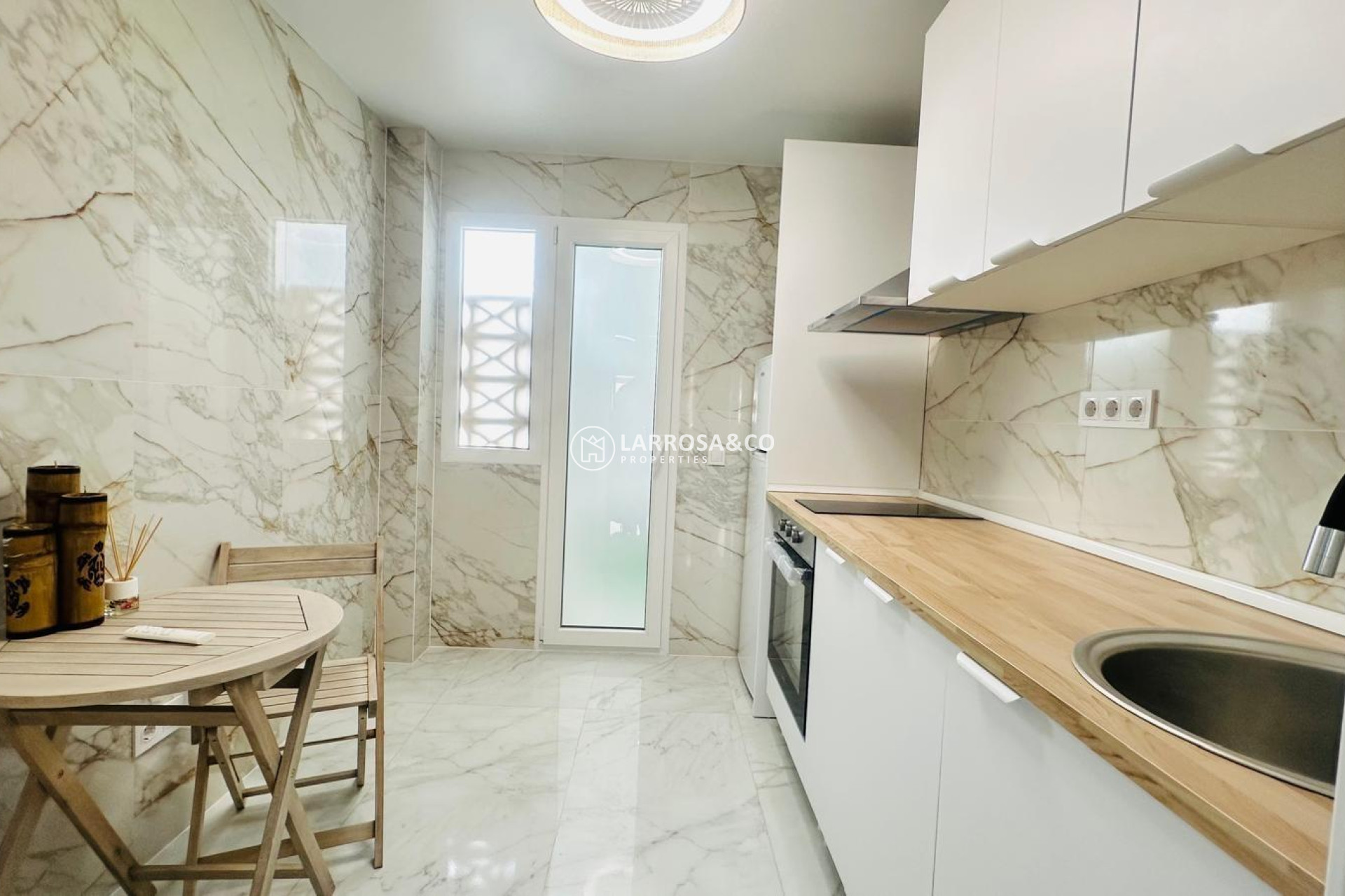 Herverkoop - Apartment - Torrevieja - Playa del cura