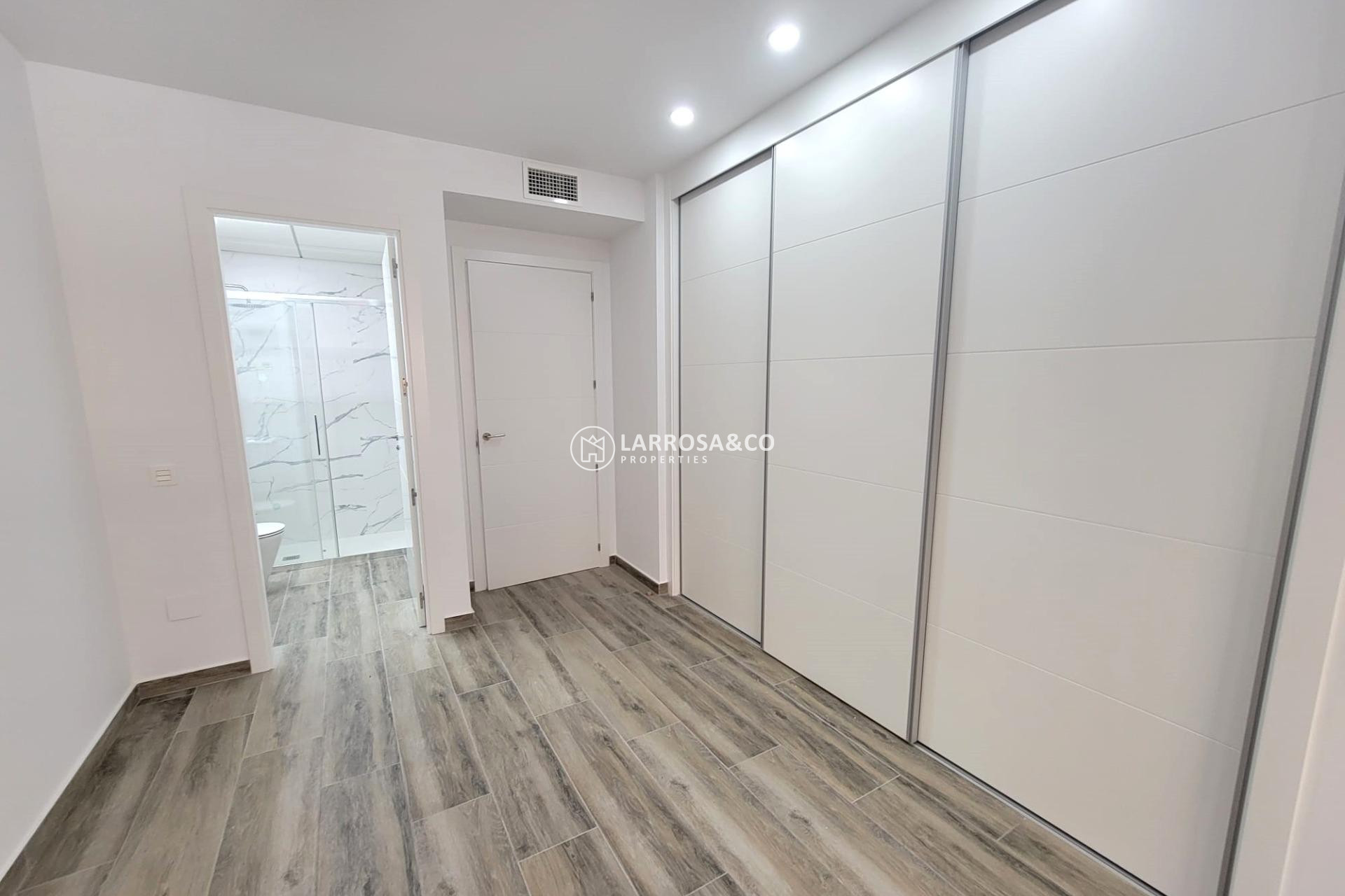 Herverkoop - Apartment - Torrevieja - Playa del cura