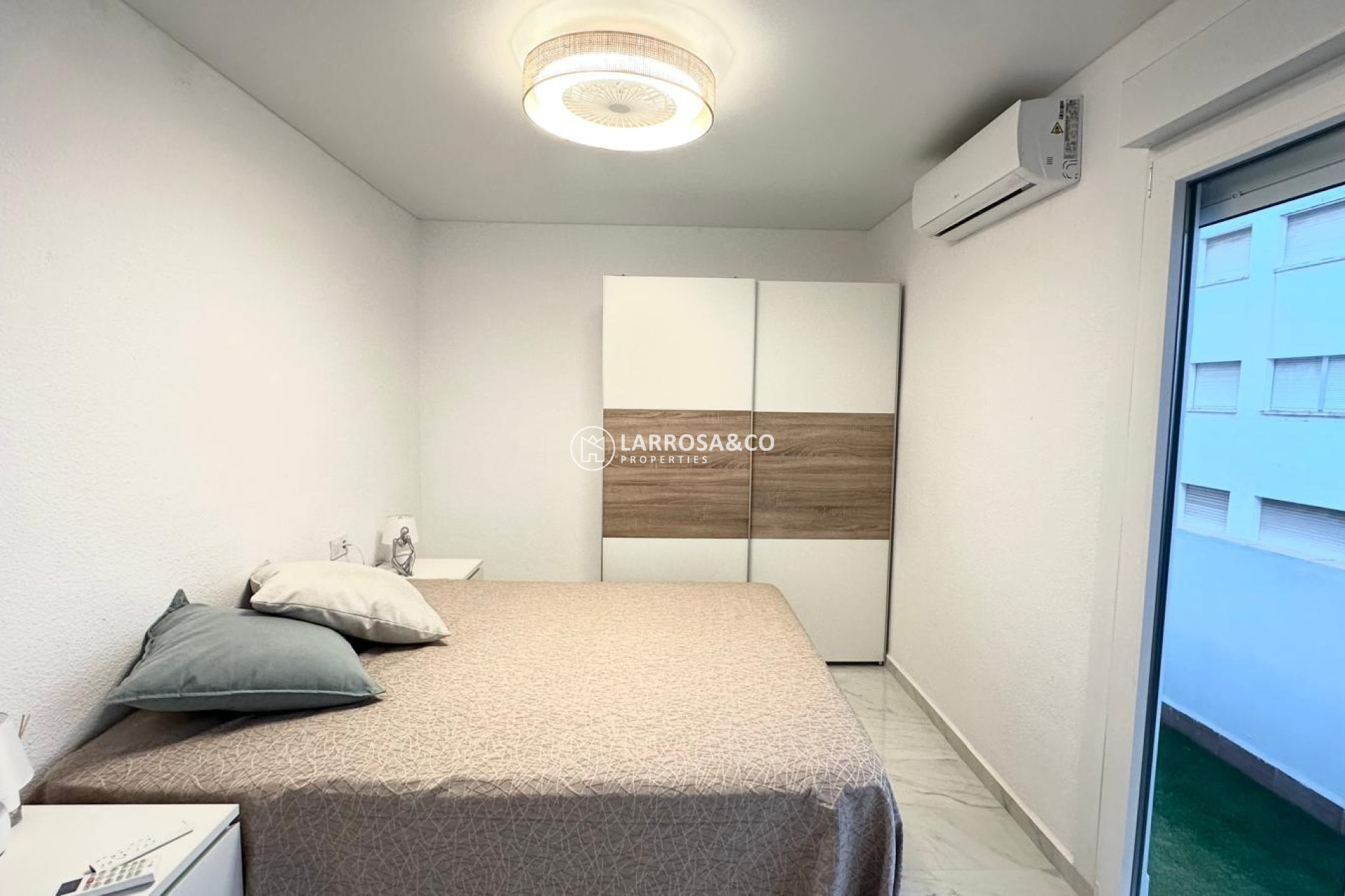 Herverkoop - Apartment - Torrevieja - Playa del cura