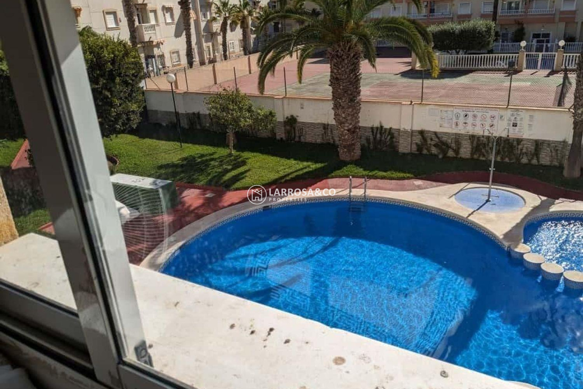 Herverkoop - Apartment - Torrevieja - Playa del cura