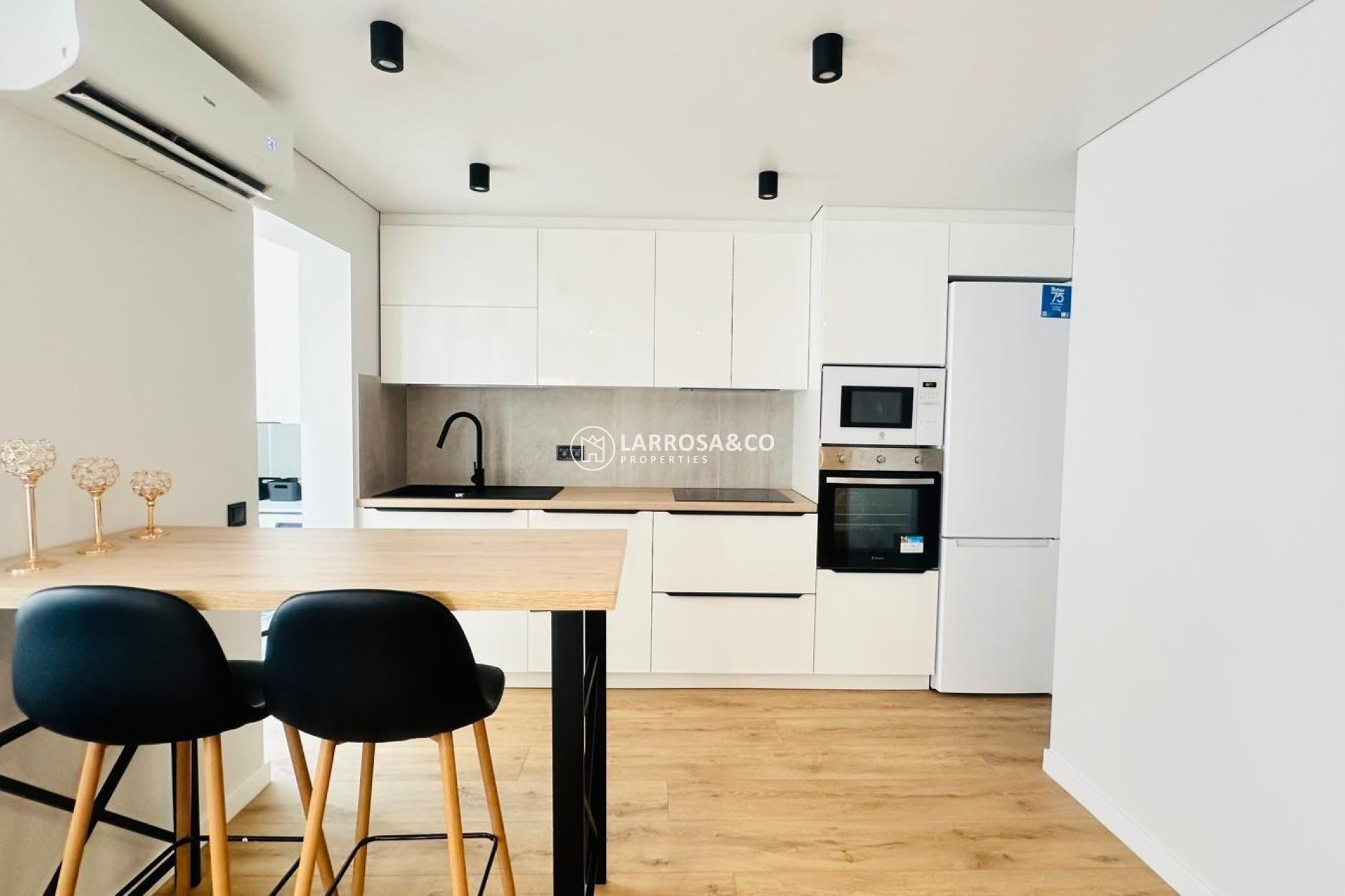 Herverkoop - Apartment - Torrevieja - Playa del cura