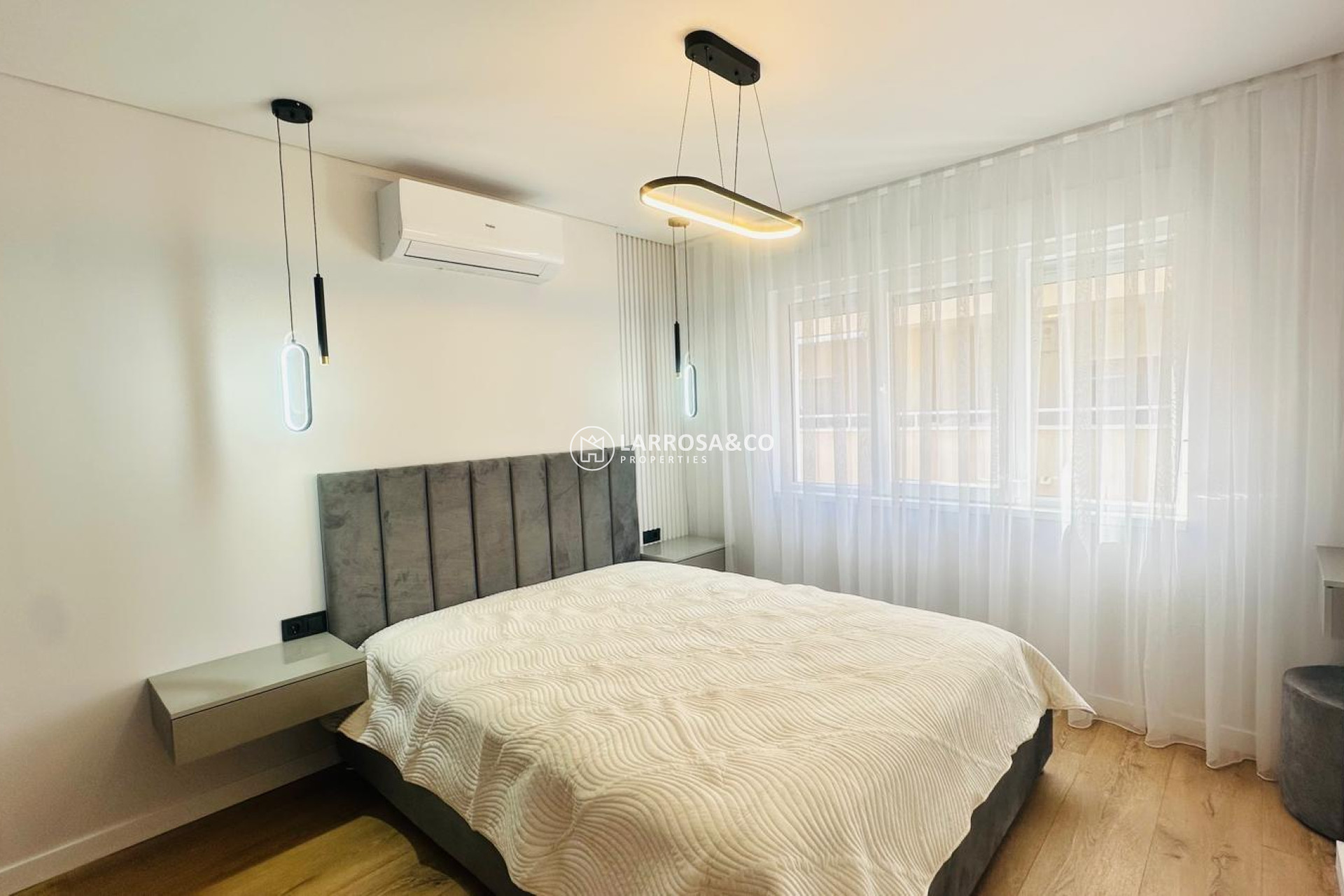 Herverkoop - Apartment - Torrevieja - Playa del cura