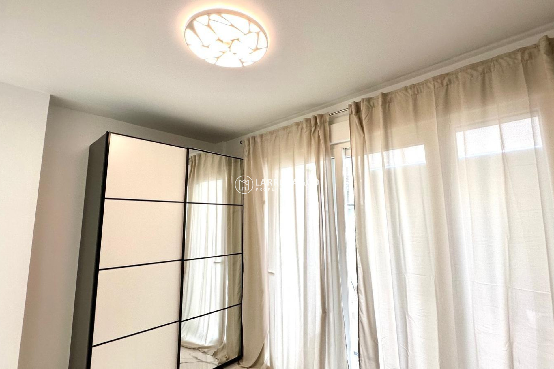 Herverkoop - Apartment - Torrevieja - Playa del cura