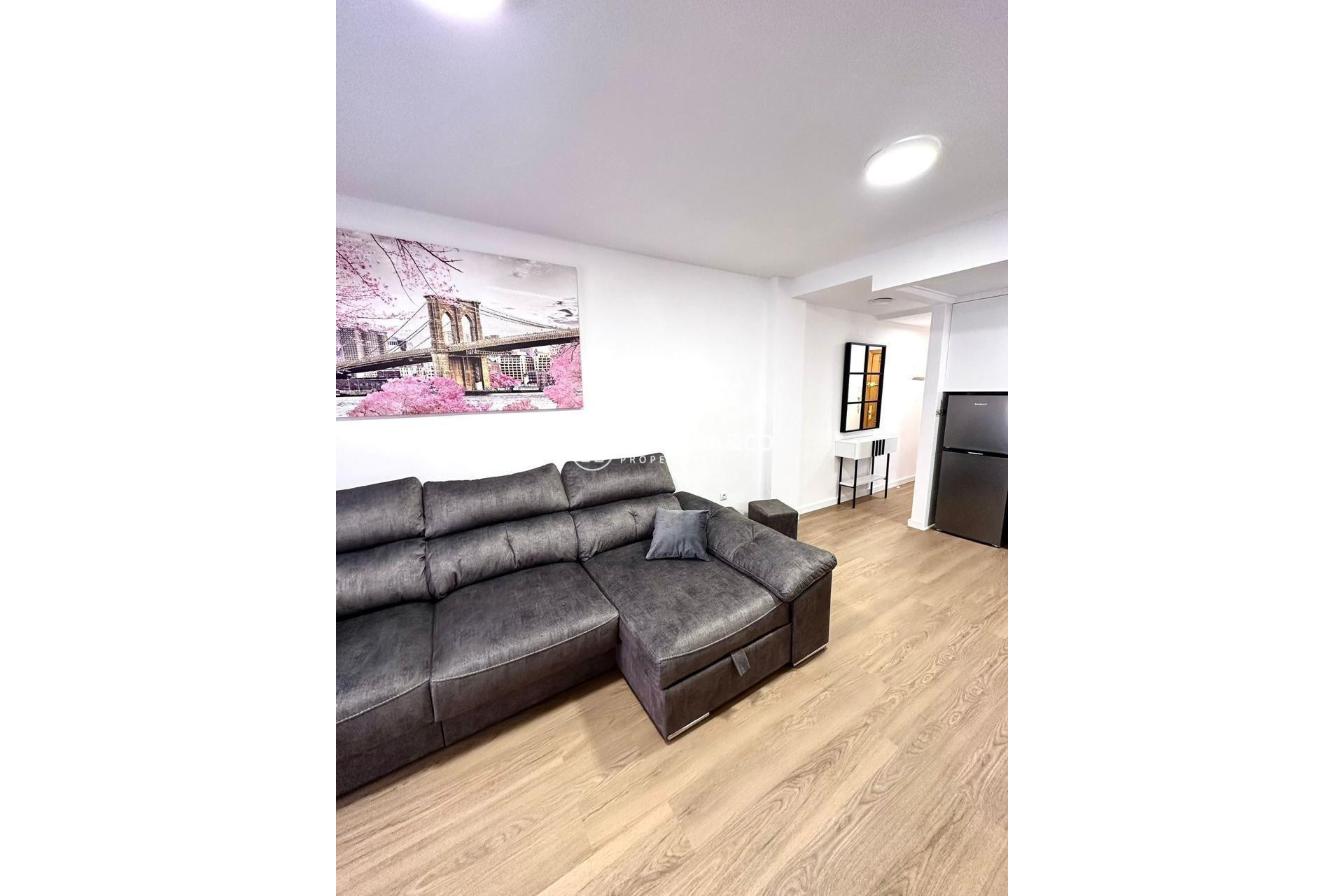 Herverkoop - Apartment - Torrevieja - Playa del cura