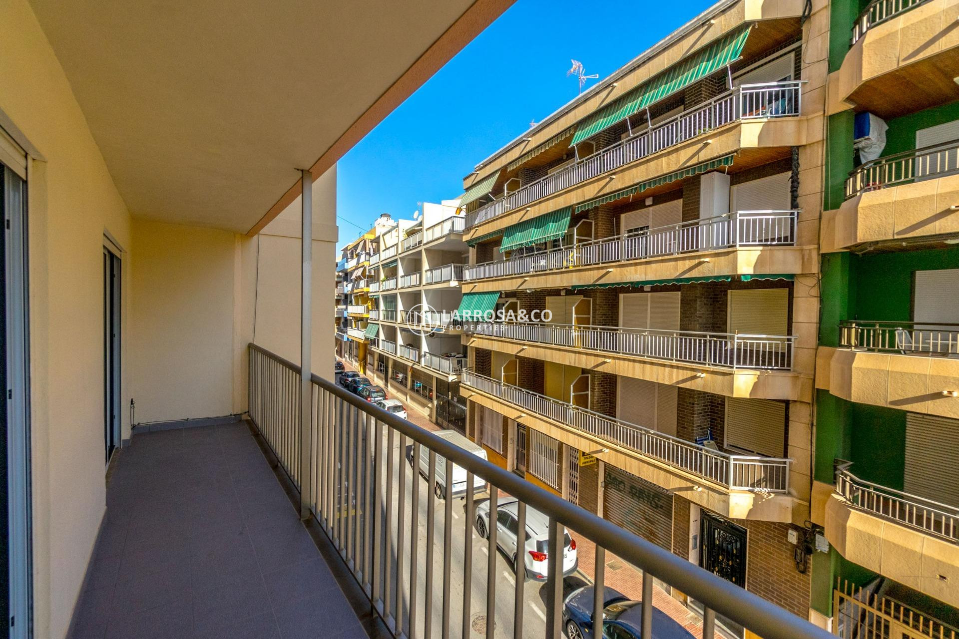 Herverkoop - Apartment - Torrevieja - Playa del cura