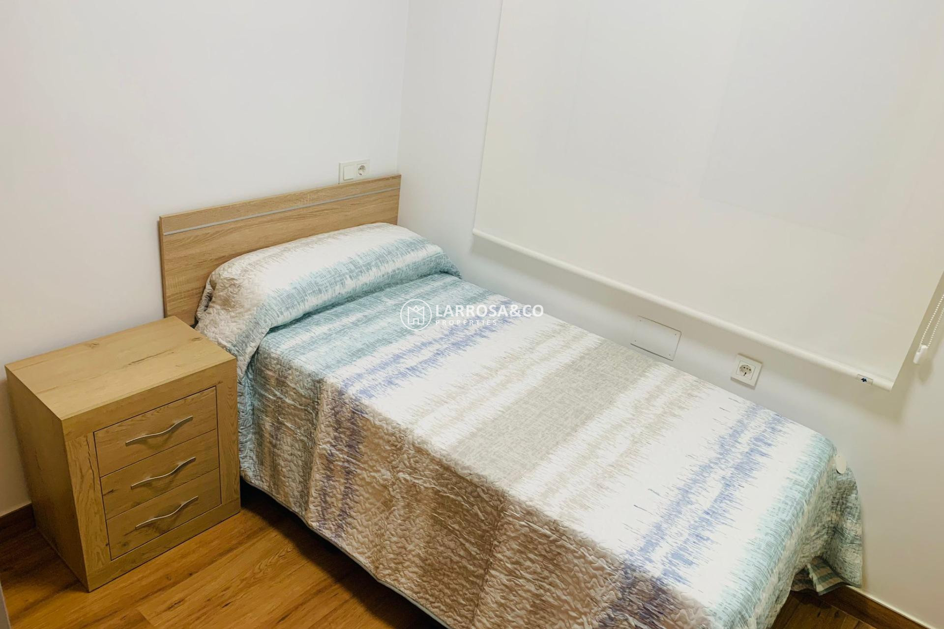 Herverkoop - Apartment - Torrevieja - Playa del cura