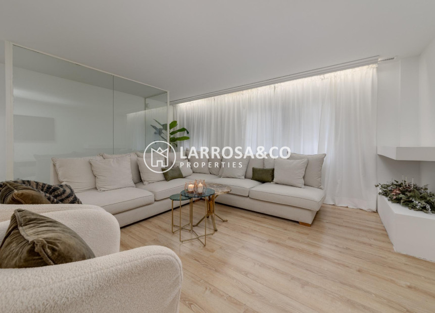 Herverkoop - Apartment - Torrevieja - Playa del cura