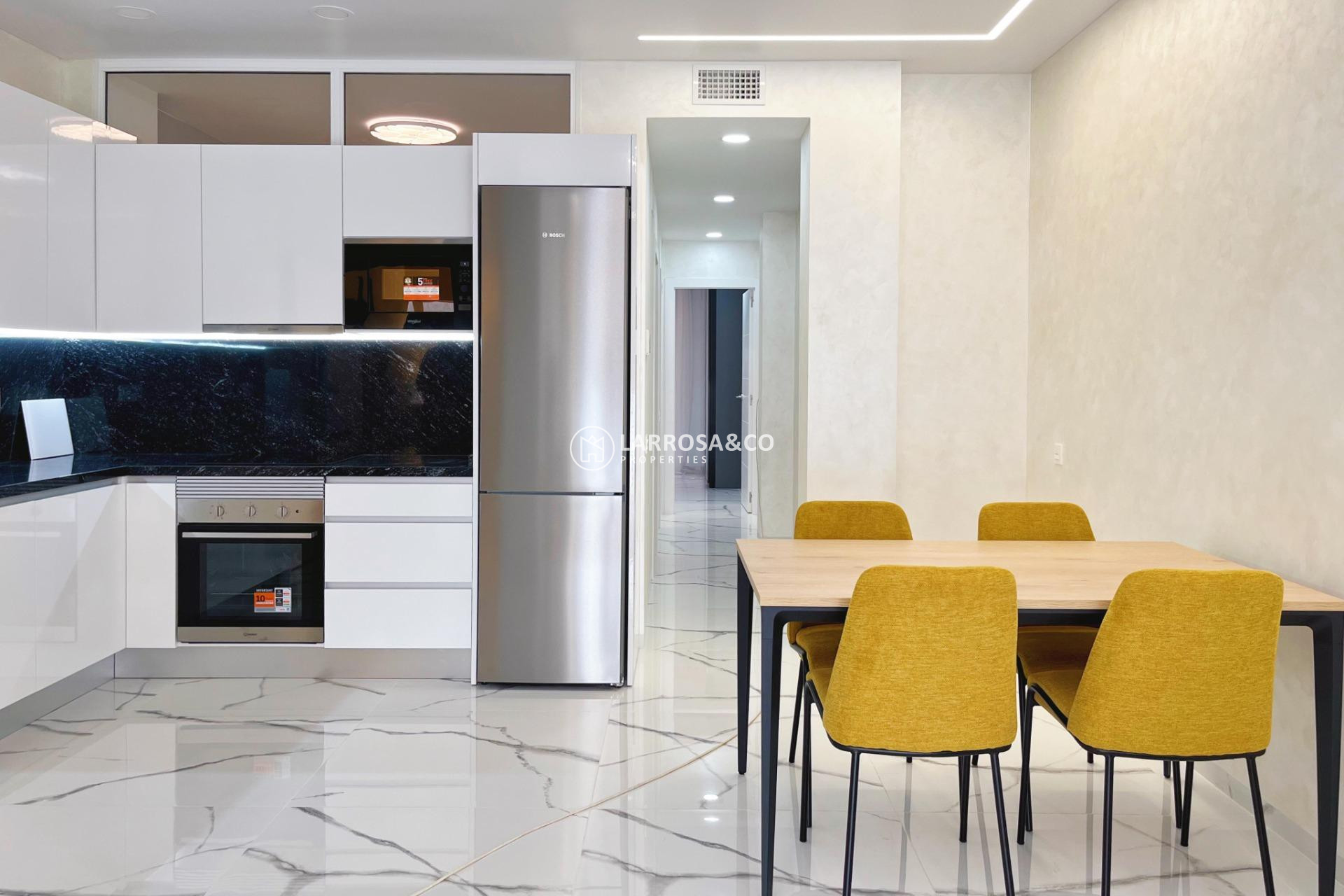 Herverkoop - Apartment - Torrevieja - Playa del cura