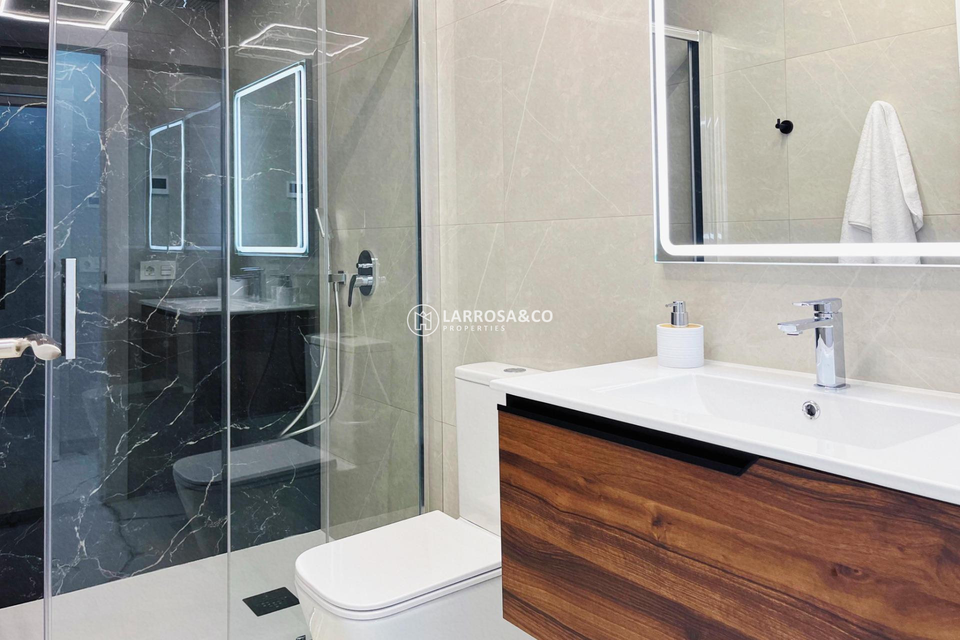 Herverkoop - Apartment - Torrevieja - Playa del cura