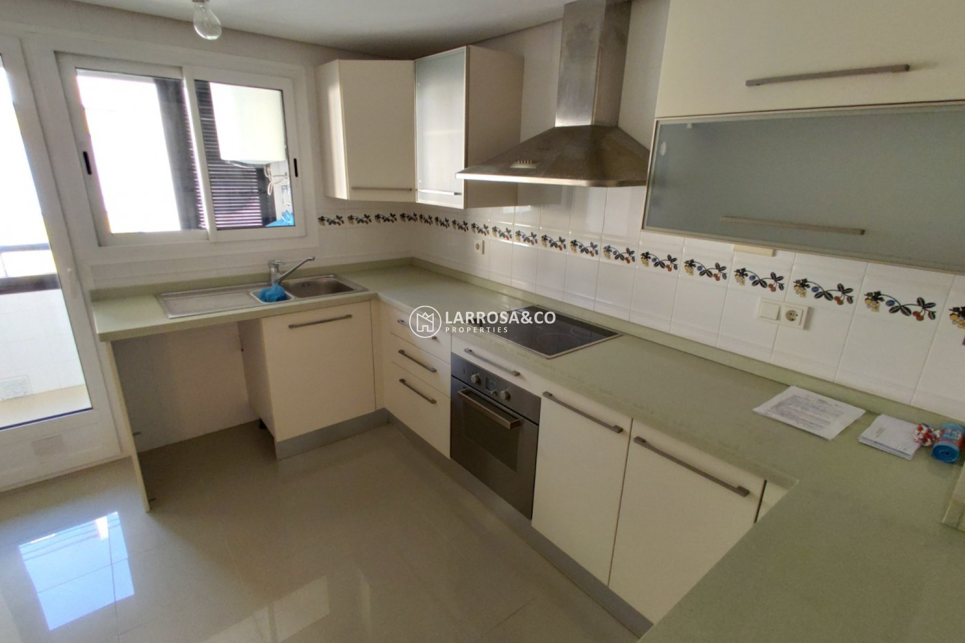 Herverkoop - Apartment - Torrevieja - Puerto