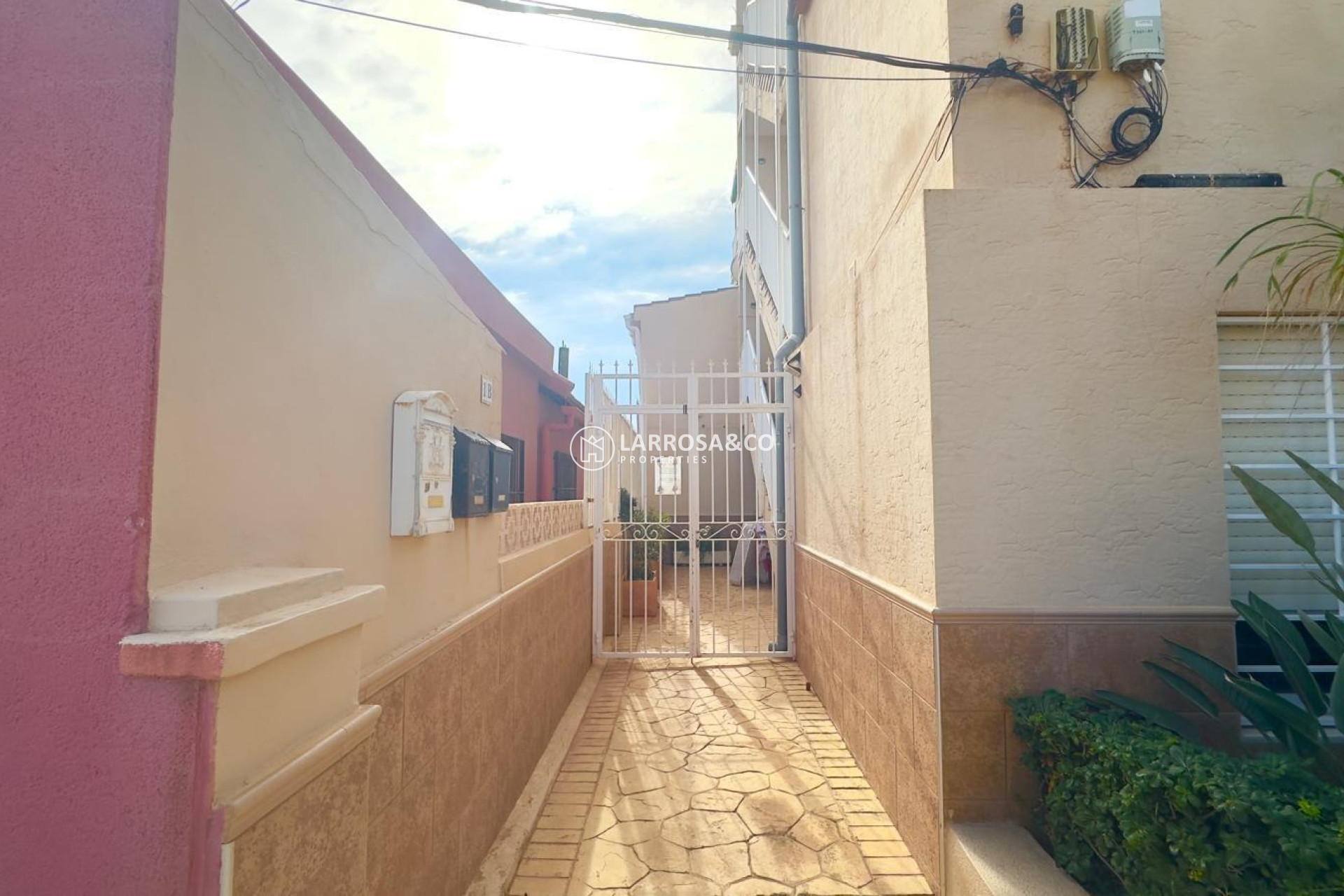 Herverkoop - Apartment - Torrevieja - Zona los Frutales