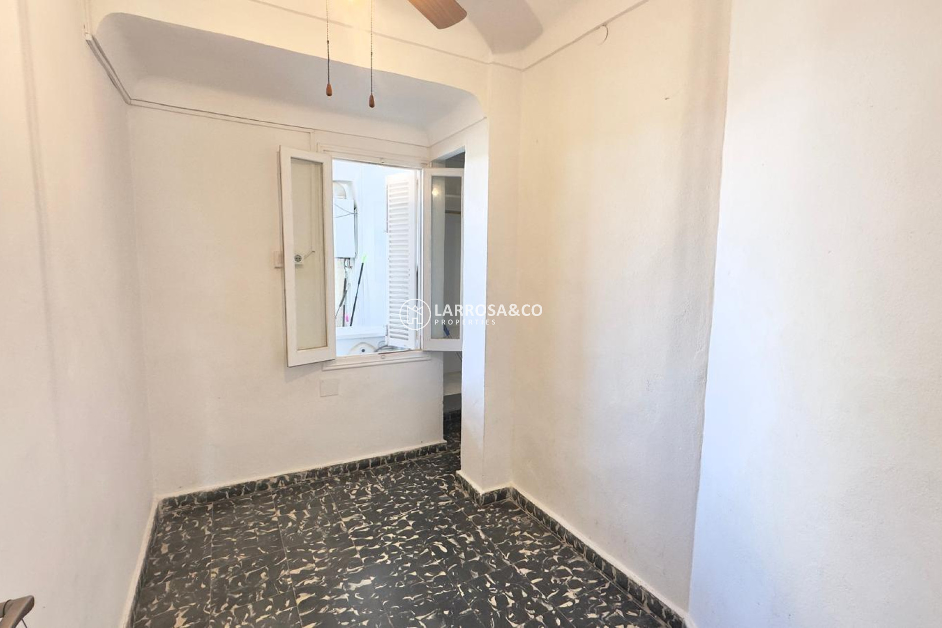 Herverkoop - Apartment - Torrevieja - Zona los Frutales