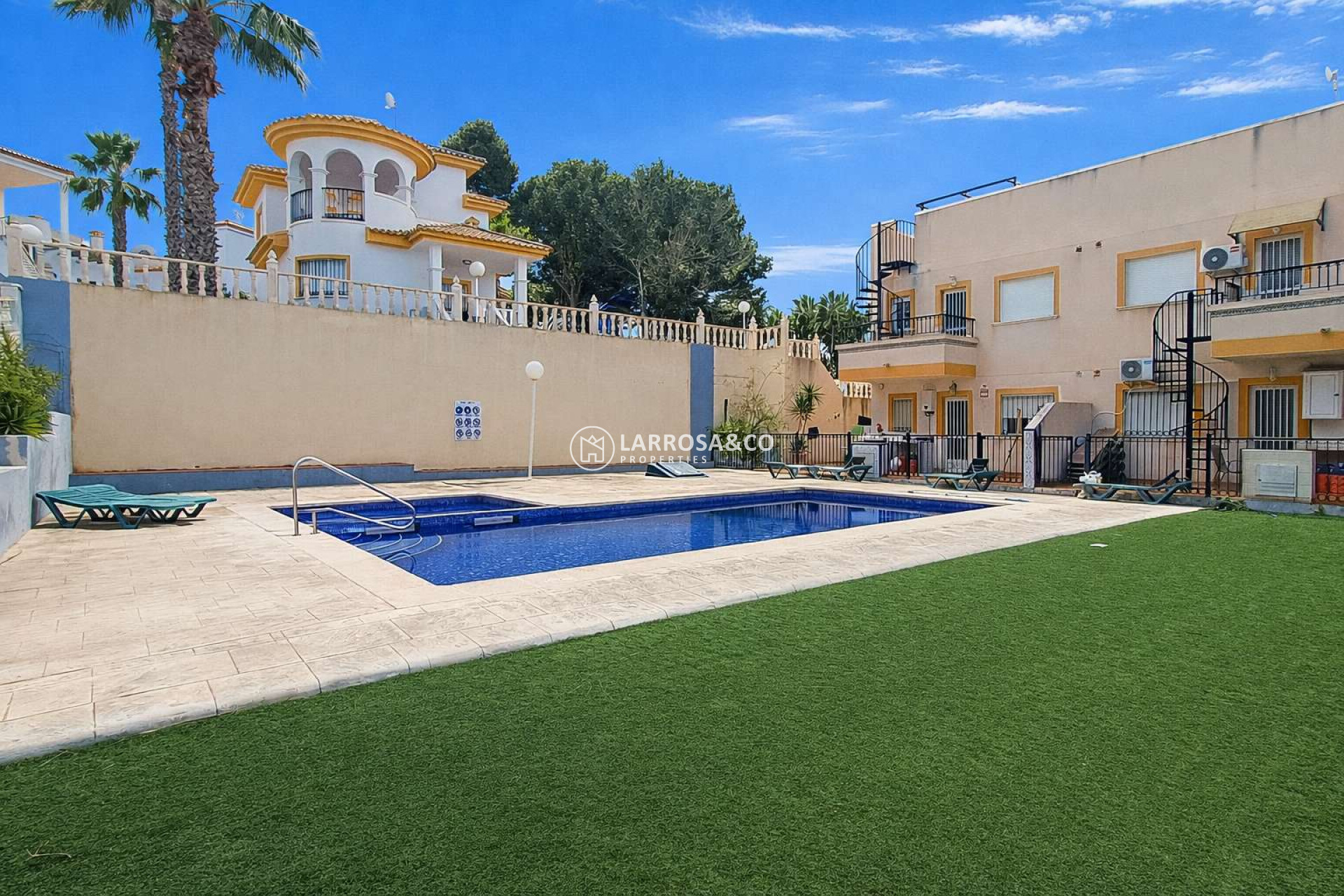 Herverkoop - Apartment - Villamartín - Costa Blanca