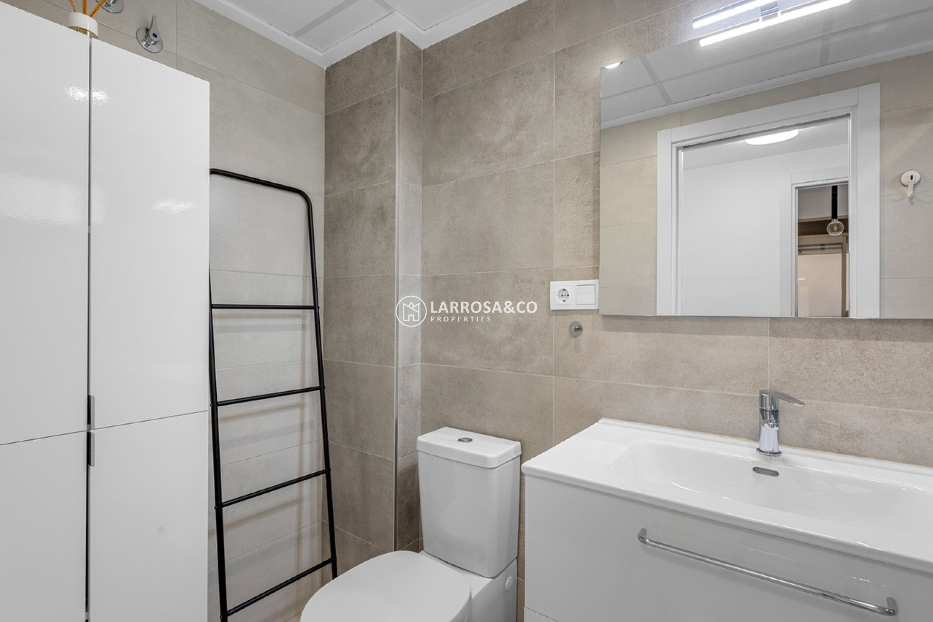Herverkoop - Apartment - Villamartin - Costa Blanca