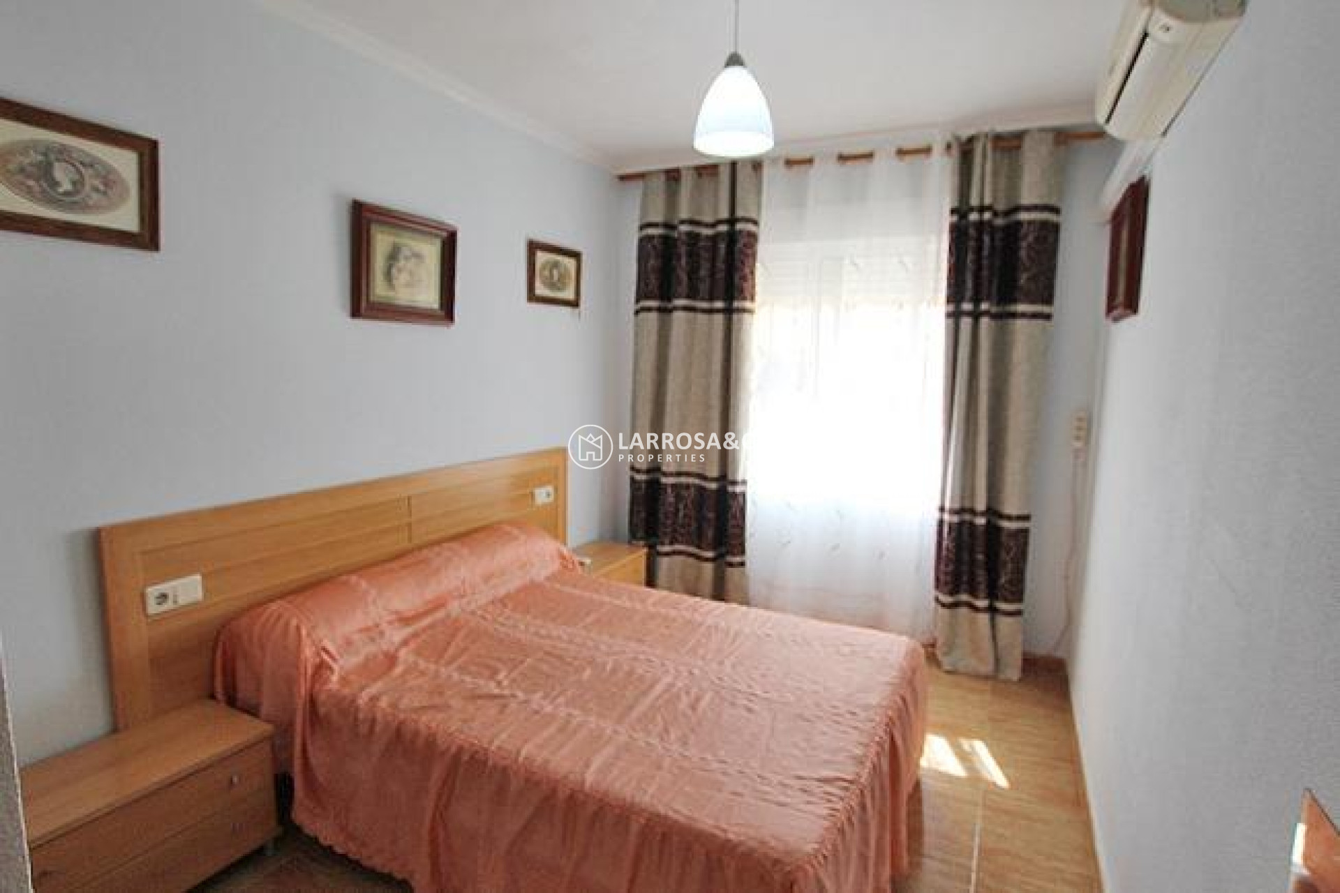 Herverkoop - Bungalow - Guardamar del Segura - 03140