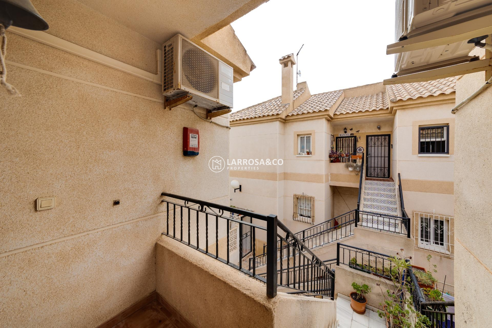 Herverkoop - Bungalow - Torrevieja - Aguas nuevas 2